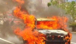 石家庄爆料车爆炸案件视频